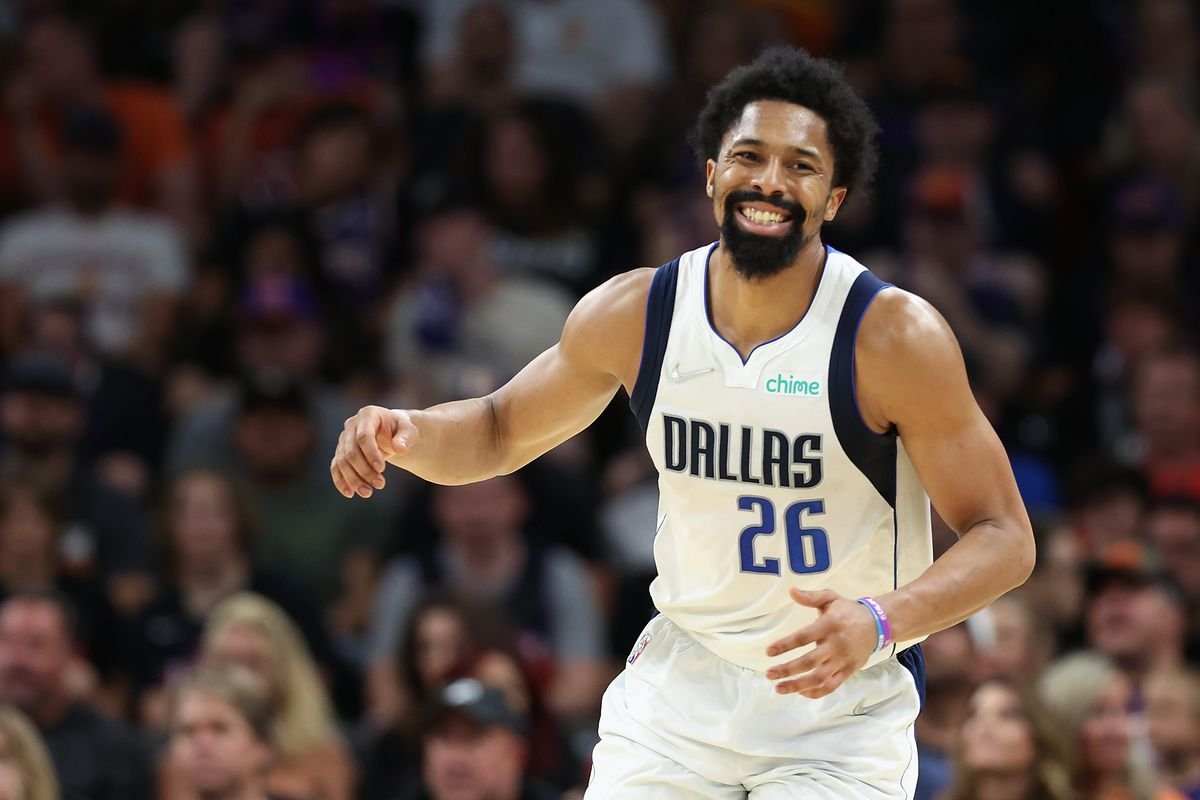 

Breaking News: Mavericks to Add G Spencer Dinwiddie to Roster | Picks n' Previews