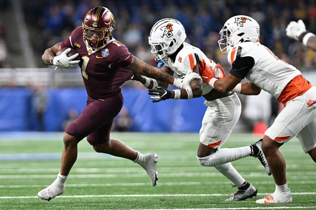 

Announcement: Minnesota Running Back Darius Taylor (leg) Poised for Comeback | Picks n' Previews