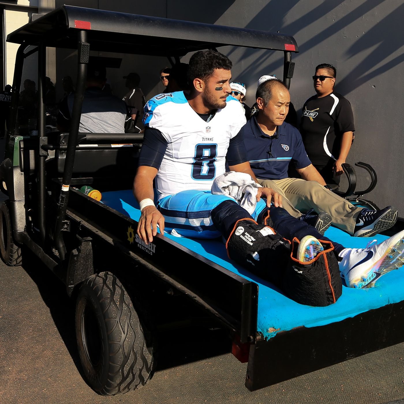 

Leaders place quarterback Marcus Mariota on injured reserve | Picks n' Previews