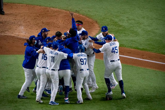 

Veteran Dodgers predicted to defeat Yankees in World Series | Picks n' Previews