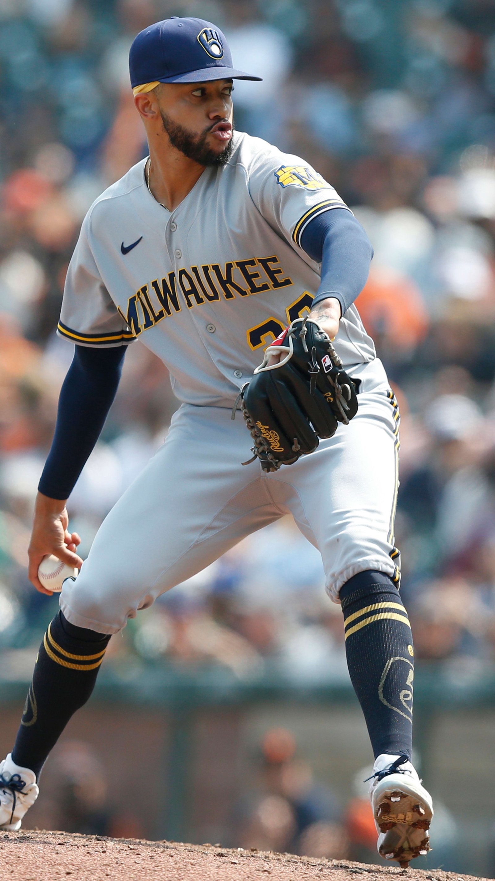 

Brewers Reportedly Opt Not to Exercise Club Option for RHP Devin Williams | Picks n' Previews