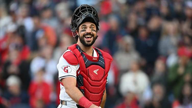 

'Protectors extend contract with catcher Austin Hedges for one year' | Picks n' Previews