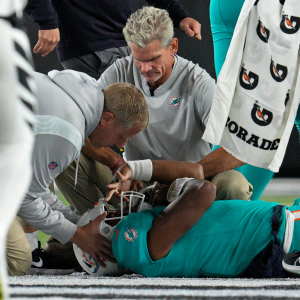 

Dolphins taking a 'one step at a time' approach with Tua; Skylar Thompson named starter for Week 3