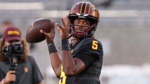 

'Injury sidelines QB Sam Leavitt, Jeff Sims to take over as starter for Arizona State against Cincinnati'