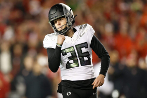 

Oregon Secures Spot in Big Ten Championship Game; Ohio St., Indiana, Penn St. Continue to Compete