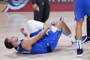 

Analysis: Mavericks' top player Luka Doncic (leg) expected to be out for an extended period